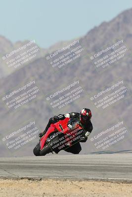 media/Oct-02-2025-Racers Edge (Thu) [[2c91cb6ab3]]/2-A Group/Session 5-Turn 9 (150pm)/